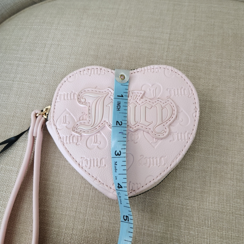 NWT Juicy Couture Powder Blush Pink Heart Wristlet - Picture 4 of 9